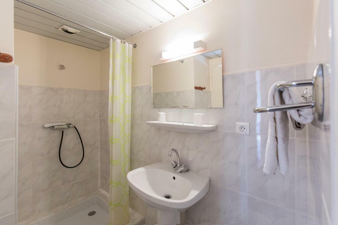 Hotel Concorde Lourdes Bagian luar foto